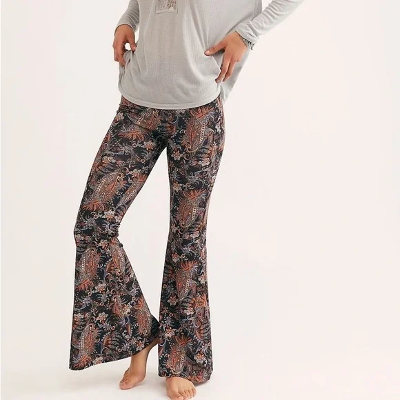 Free People Kitty Flare Pants Small - Picture 1 of 2